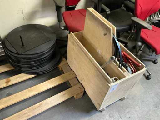 Urządzenie do ręcznego pasowania