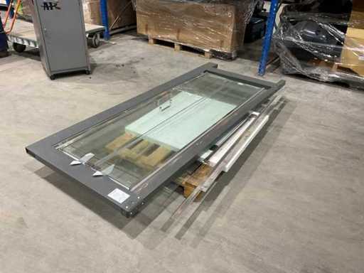 Drzwi prysznicowe z wylewką prysznicową