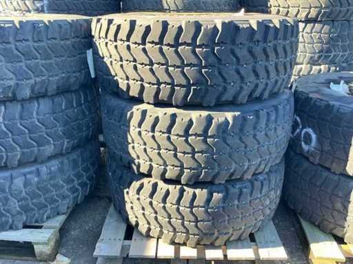 Goodyear Banden (3x)