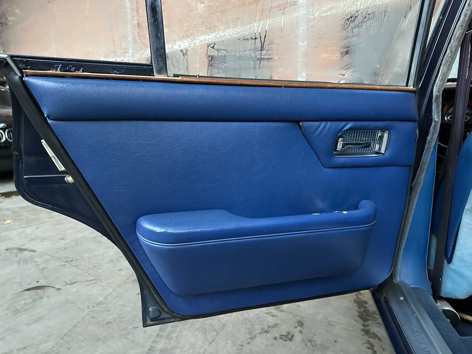 Jaguar XJ 5.3 V12 de Luxe 313 PS 1973, 94-YA-92