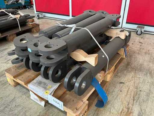 Hydraulikzylinder (7x)