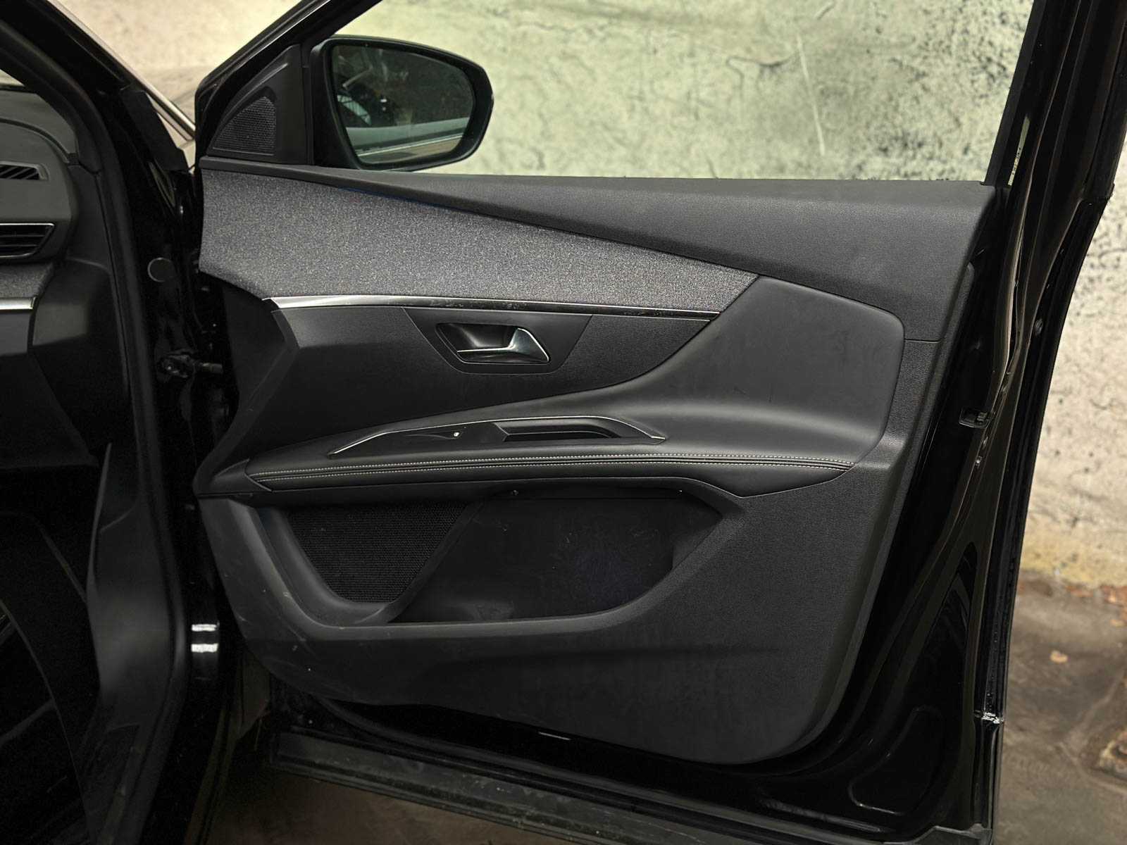 Peugeot 5008 1.2 PureTech Blue Lease GT-Line 131 PS 2020, J-762-BF