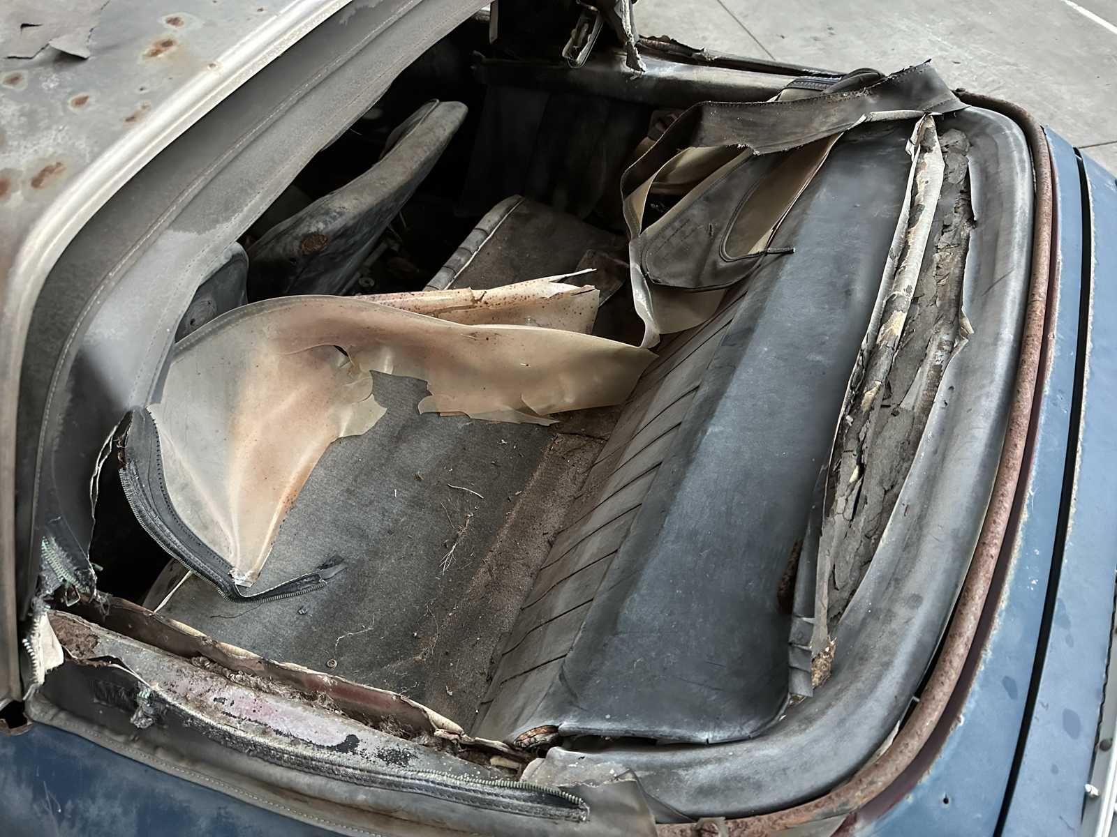 Porsche 912 Soft-Window Targa (Matching-Numbers) 1967 -BARNFIND- 