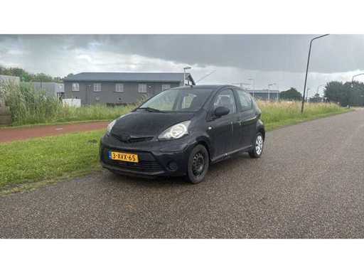 Toyota Aygo 1.0 VVT-i Access 2013 | 3-XVX-65 i