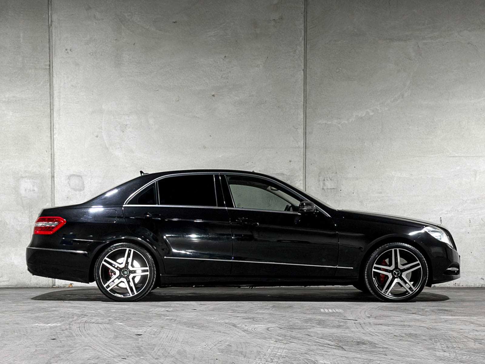 Mercedes-Benz E500 Avantgarde 5.5 V8 387pk 2011 E-Klasse, JKS-29-N