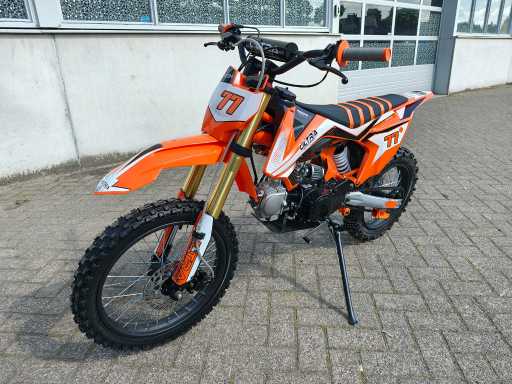 Ultra - 125cc - Motorrad orange