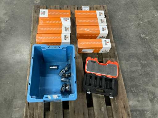 Batch of various tools