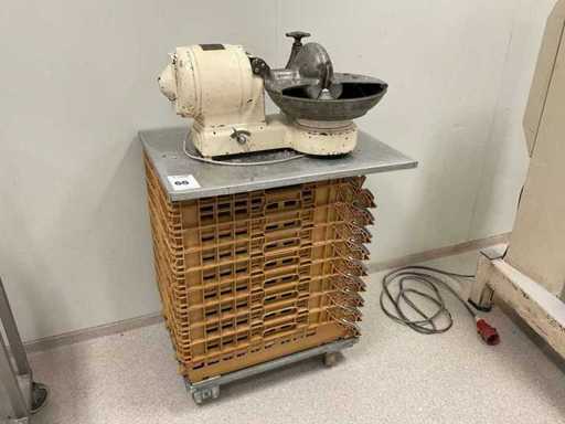 Buffalo 8141 Bowl cutter