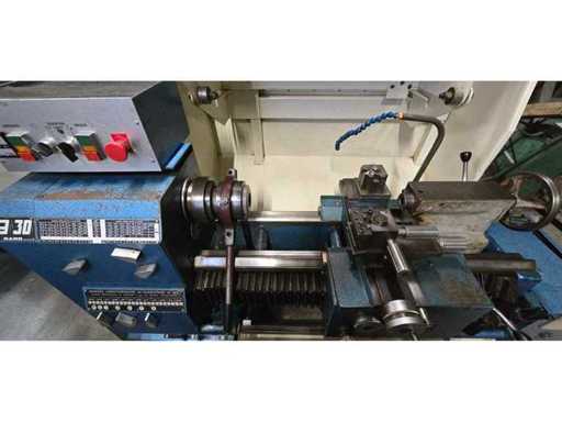 Konwencjonalna wieża RAMO A30