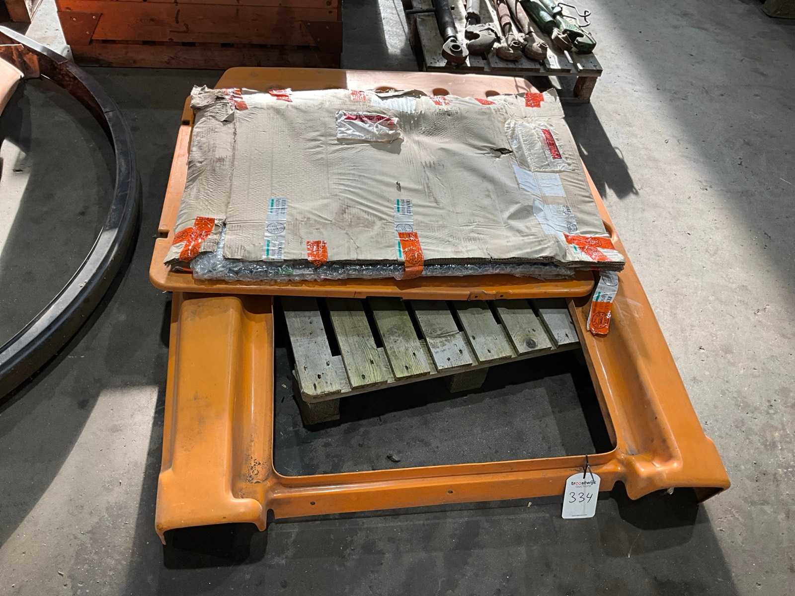 Renault Sergos Cab roof