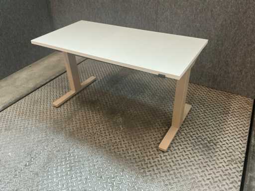 Veyhl Electrical Desk (8x)