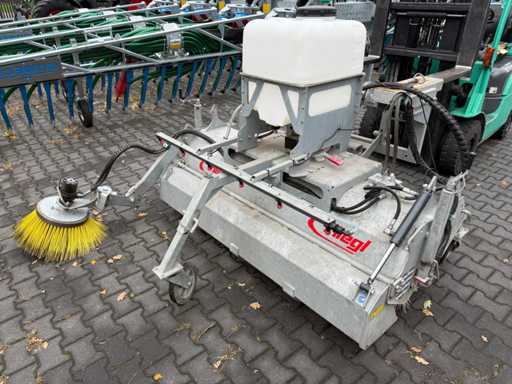 2019 Fliegl veegmachine KHE185/500 Straatveegmachine