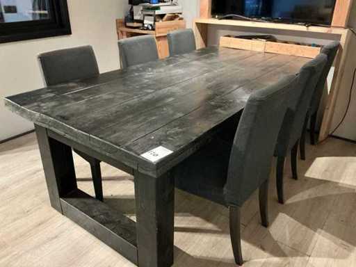 Table de cantine avec chaises