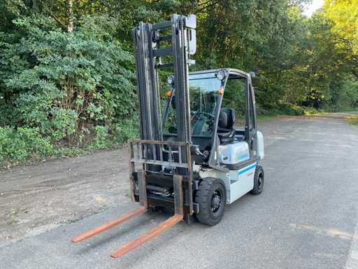 2015 Uni Carriers Y1D2A25Q Vorkheftruck