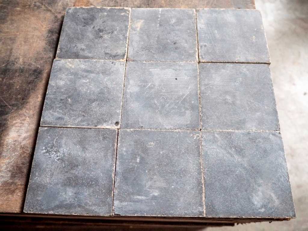 Natural stone tiles 15m²