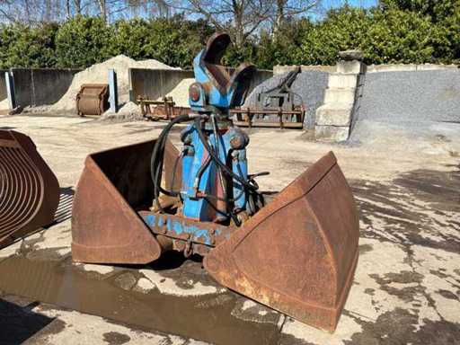 Pince à l’échelle 1m3 avec grattoirs