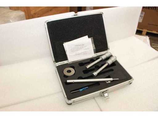 FREUTEK SDM0065 5x set van 2x 3-punts binnenmicrometer 12-20 x 0,005 mm