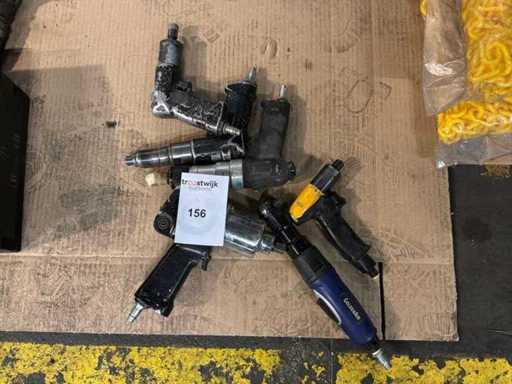 Divers outils pneumatiques (6x)
