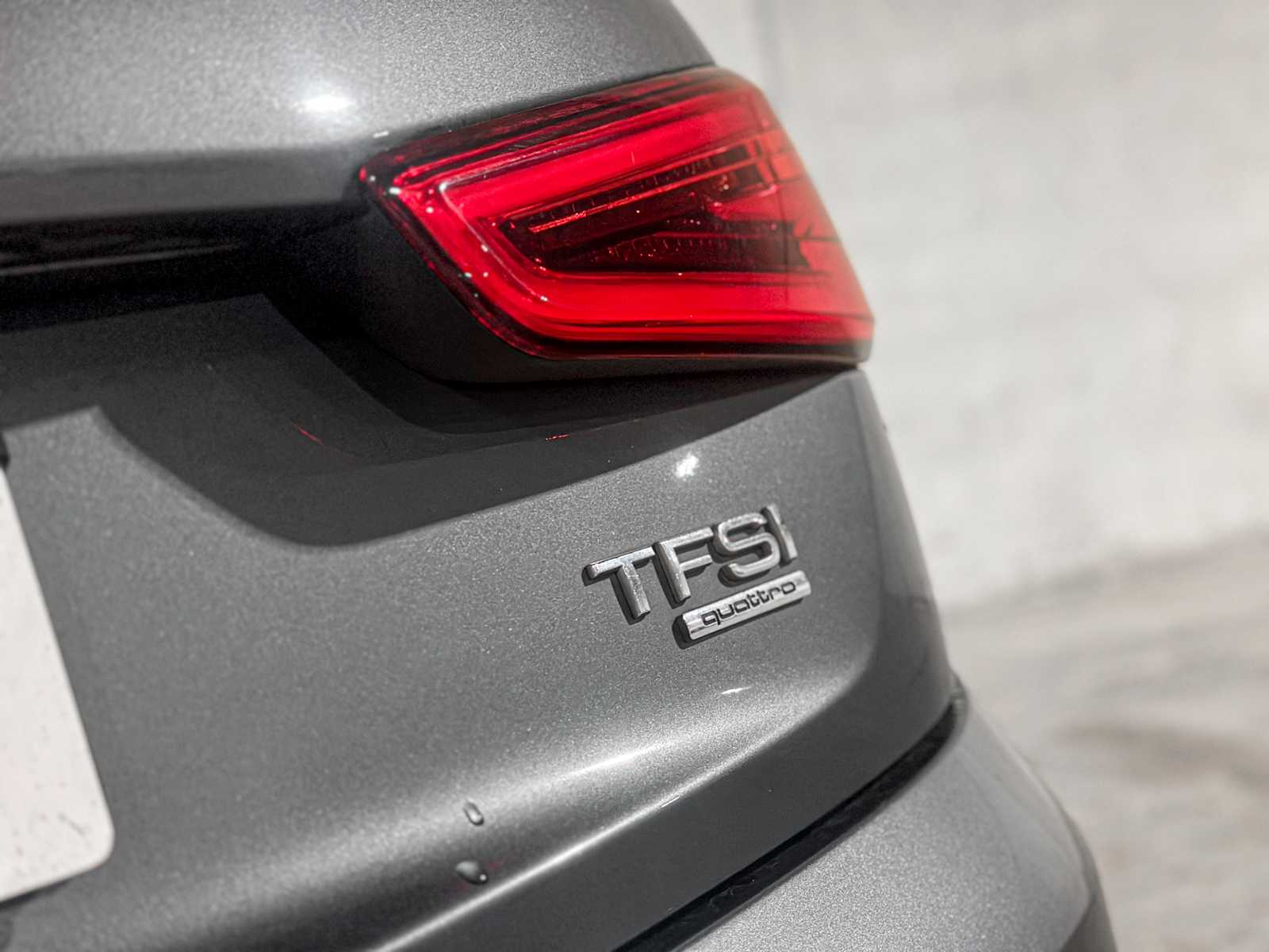 Audi Q3 2.0 TFSI Quattro S Edition 170pk 2012, L-800-RZ