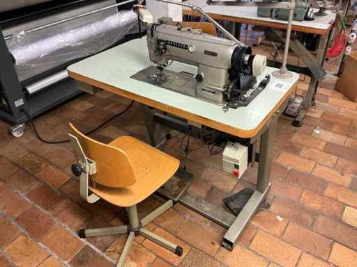 Brother LT2 B832 405 2 Needle Sewing Machine