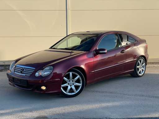 Mercedes-Benz - C CLASS - Car - 2004