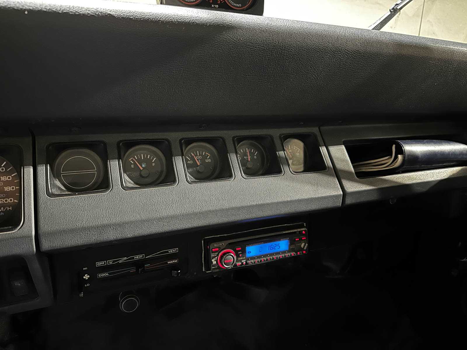 Jeep Wrangler 4.0i Hardtop 184pk 1993 (Origineel-NL), 55-GDG-3