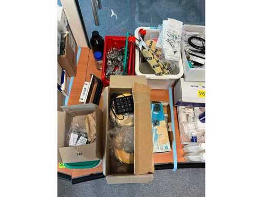 Klemmen, staven, labels, diverse
