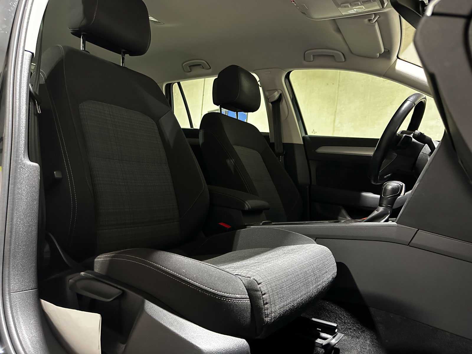 Volkswagen Passat Variant 1.5 TSI Business 150pk 2020 (Origineel-NL+1e eignaar), J-046-XK