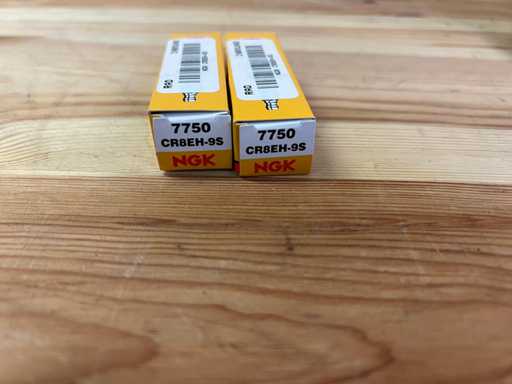 NGK CR8EH-9S Spark Plug (7750) – New in original box (2x)