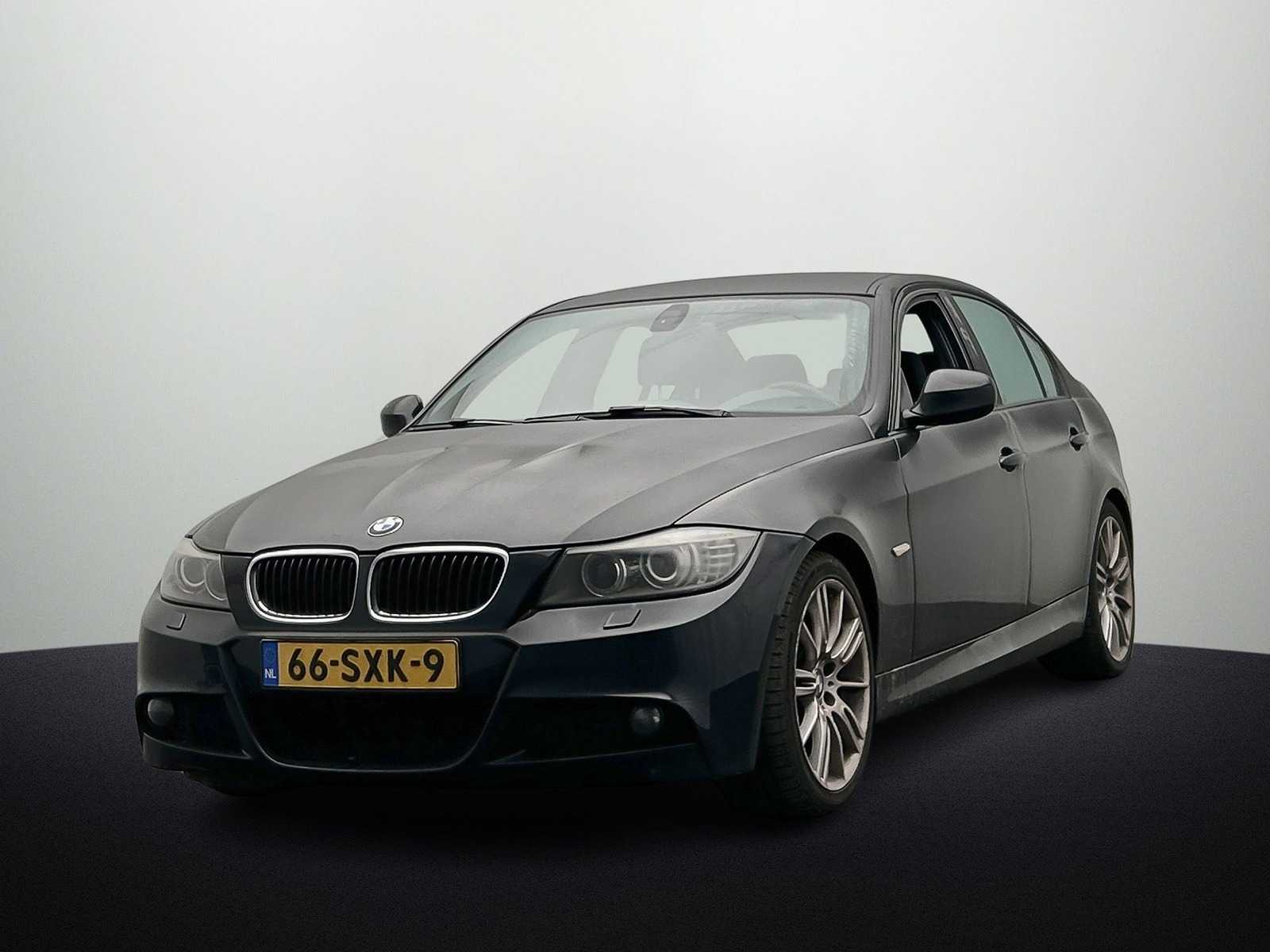 BMW 3 Series 318i Corporate Lease Luxury Line 2012