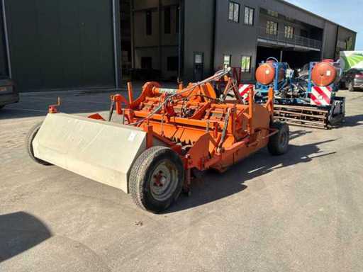 2014 Struik 2BF 220 Beddenfrees