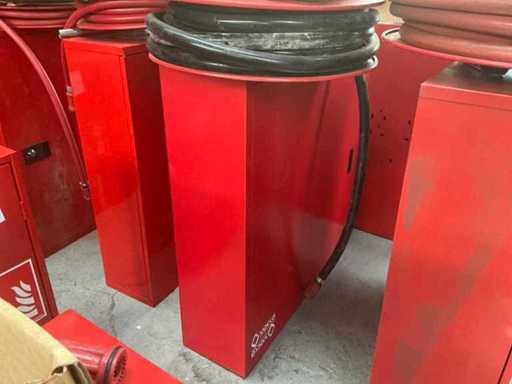 Fire hose cabinet