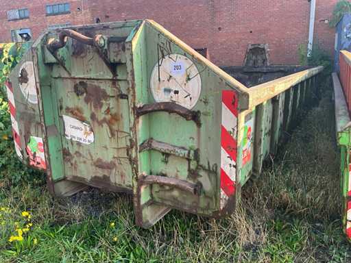 Élimination du conteneur à déchets