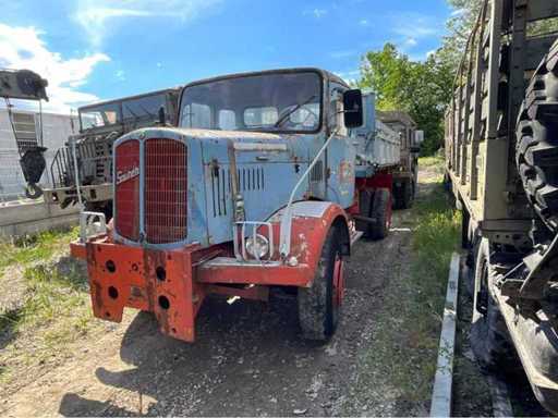 1974 Saurer 7GAFN-SCH legervoertuig