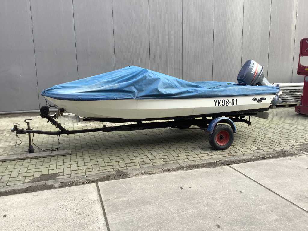 Glastron Speedboat with Yamaha 40hp + trailer