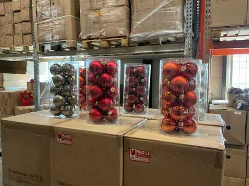 Partij diverse glazen kerstballen 80mm 15/tube (96 tubes)