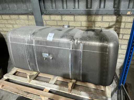 Mercedes-Benz 630 litres Réservoir de carburant
