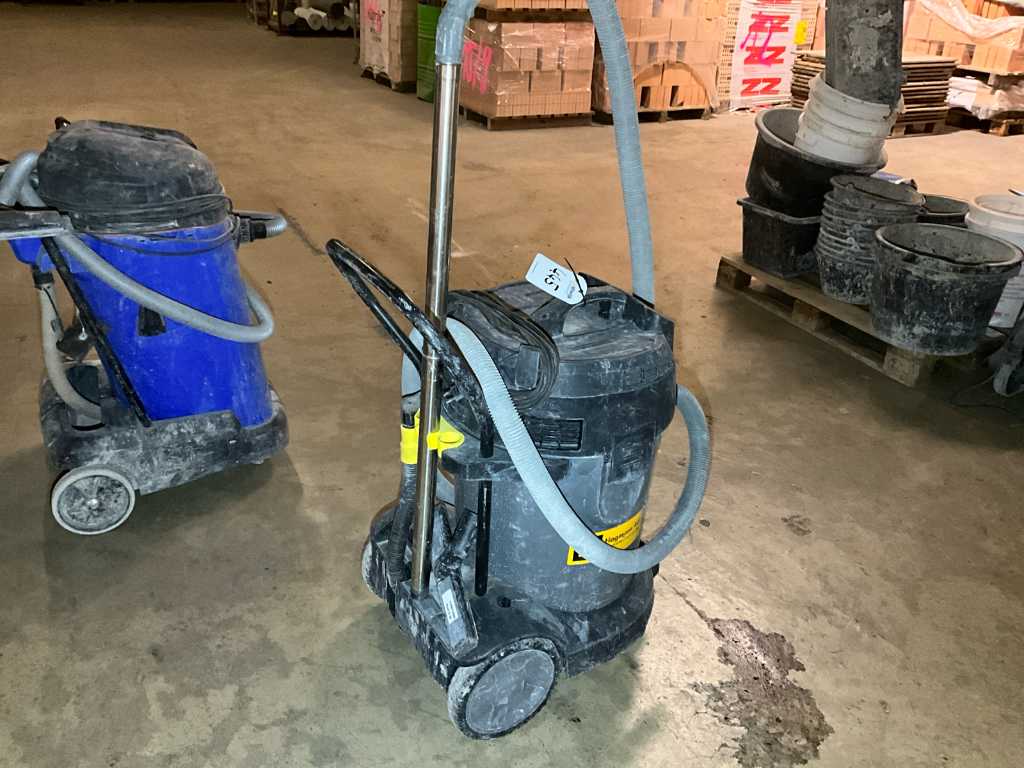 Kärcher Professional Industrial Vacuum Cleaner