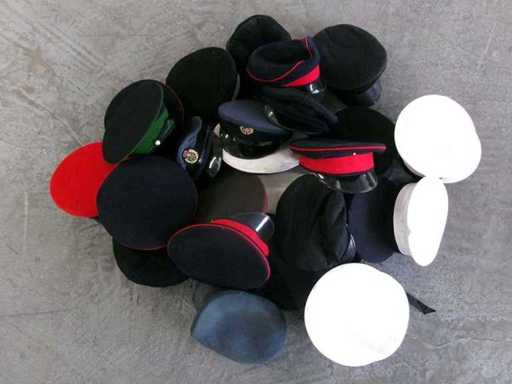 Brytyjskie miks kondensatorów peaked, wadliwy (R13) (30x)