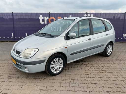 2001 - Renault - Scénic - 1.6-16V RXE - Personenauto