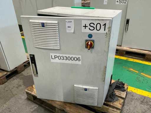 Schakelkast met inhoud