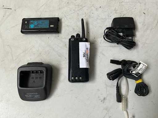 Kenwood TK-3401D Walkie Talkie