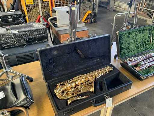 Jupiter Saxophone with Music Stand