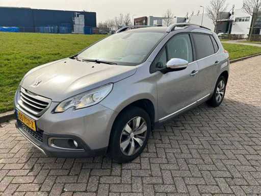 Peugeot 2008 1.2 PureTech Allure; GS-737-Z