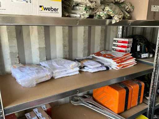 Workwear / protective clothing