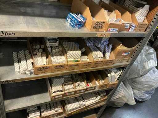 Oryginalny zestaw części zamiennych - System zapłonowy silnika