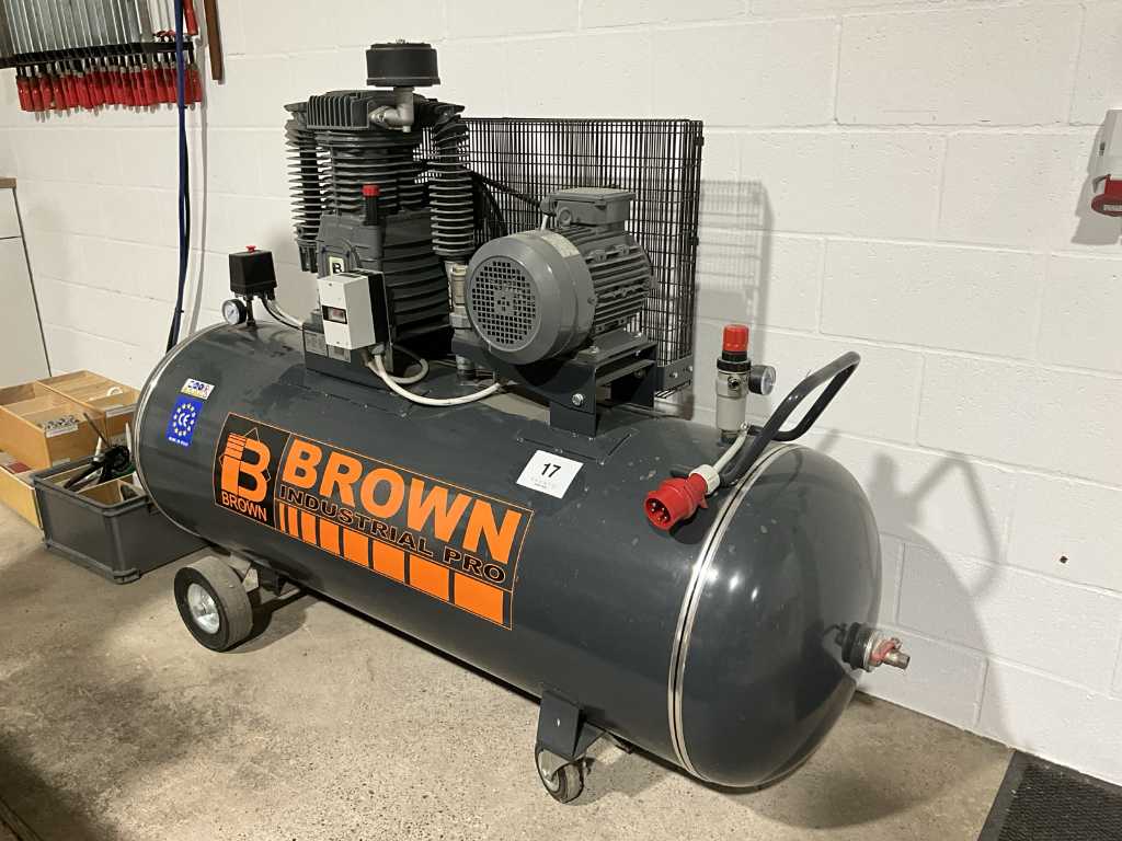 Air compressor BROWN INDUSTRIAL PRO CR507+S