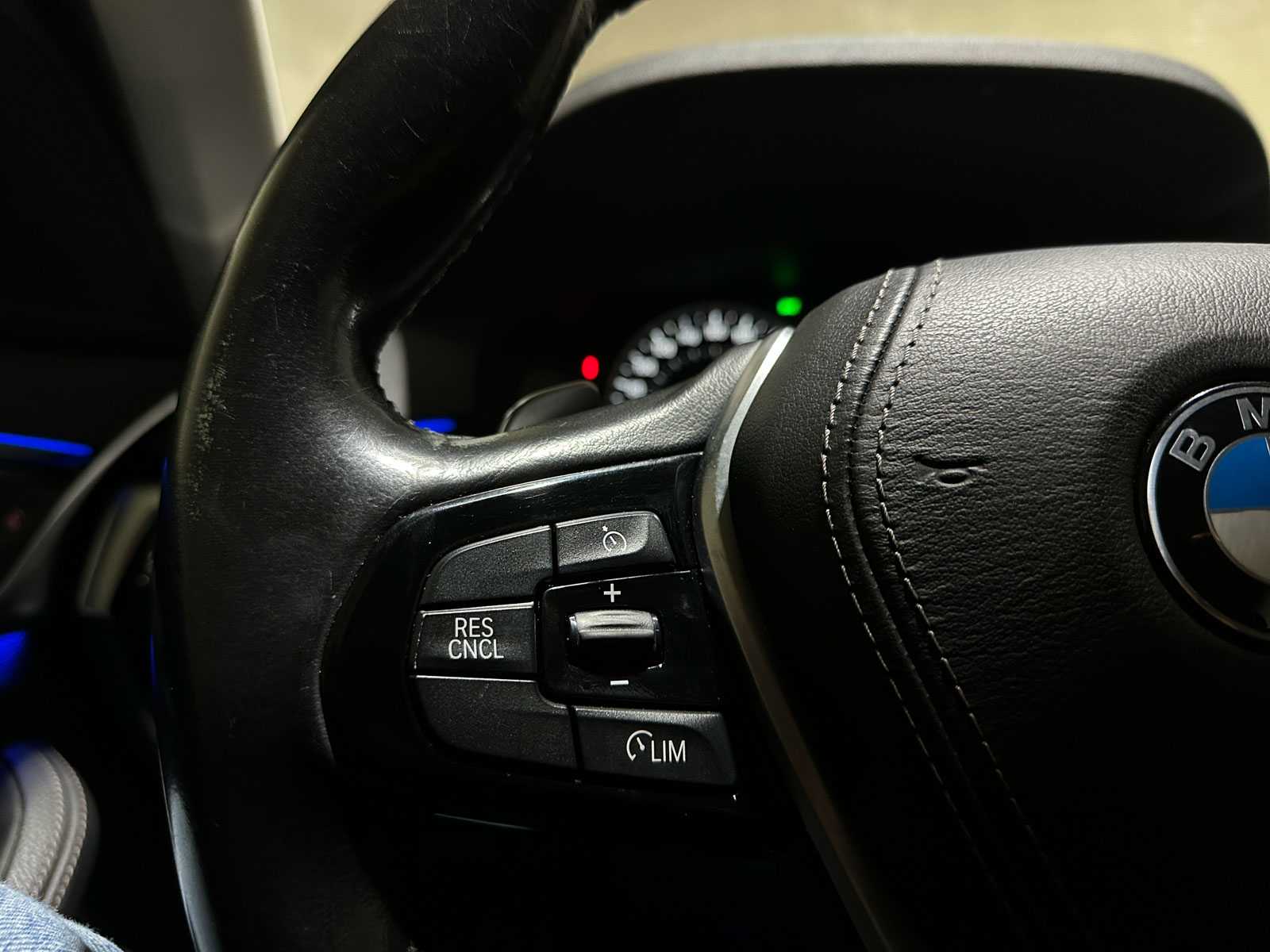 BMW 520i Touring High Executive Sport-Line 5-serie 184pk 2019, XG-208-V