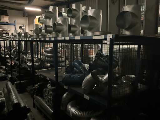 Charge verschiedener Abflusszubehörteile