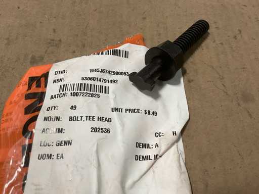 Abschlagkopfschraube (49x)